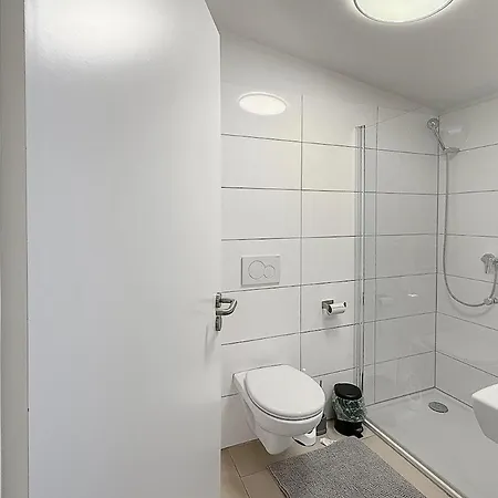Дом отдыха Grill Patio & Games Sleeps 13 Штутгарт